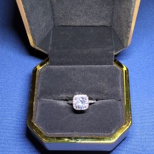 Sparkling  Macy's Cubic Zirconia Silver Halo Ring Size 7 NOW ONLY $35